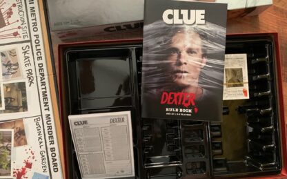 Dexter Clue - The Classic Mystery Game - Image 9