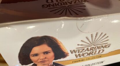 (DAMAGED BOX) Wizarding World Fantastic Beasts Tina Goldstein With Wand Figurine Eaglemoss - Image 3