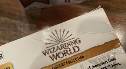 (DAMAGED BOX) Wizarding World Fantastic Beasts Tina Goldstein With Wand Figurine Eaglemoss - Image 6