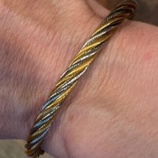 Magnetic Bracelet - One Size Fits All
